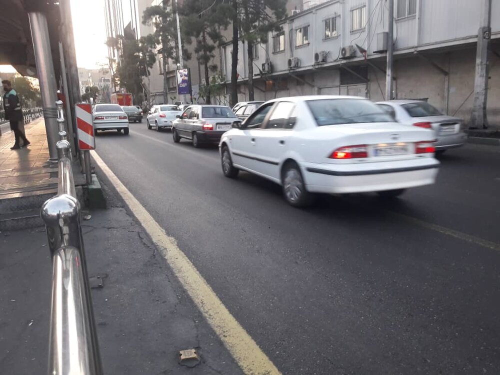 ترافیک نیمه سنگین معابر پایتخت در نخستین روز کاری بعد از تعطیلات
