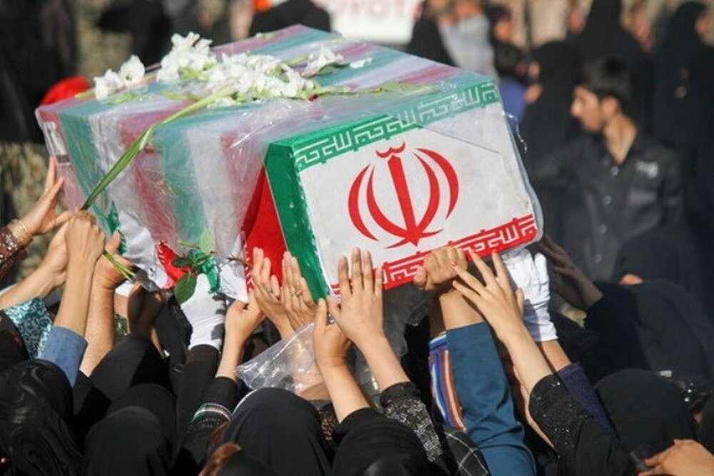 پیکر شهید مدافع امنیت در برازجان تشییع و خاکسپاری شد