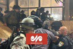 تصاویری از حمله وحشیانه نظامیان رژیم صهیونیستی به یک مراسم افطاری