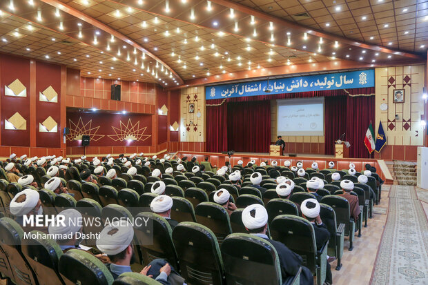 همایش طلایه داران تبلیغ، جهادگران تبیین در اردبیل