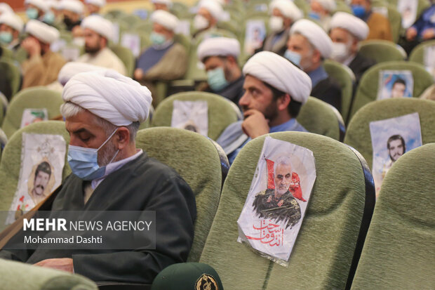 همایش طلایه‌داران تبلیغ و جهادگران تبیین در پارس آباد برگزار شد