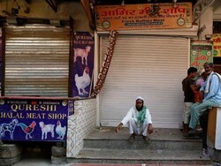 بھارتی مسلمانوں پر 10 دن تک گوشت کی  دکانیں بند رکھنے کے لئے شدید دباؤ