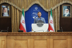 المتحدث باسم الحكومة الايرانية يعلن عن توفير خدمة الإنترنت مجانًا لزوار الأربعين