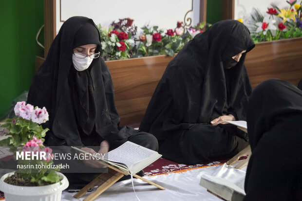 جزء‌خوانی قرآن در امامزاده ابراهیم کرمانشاه