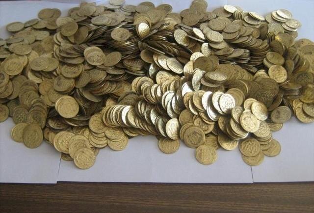 کشف ۳۵۰ قطعه سکه متعلق به دوره ساسانی در اراک