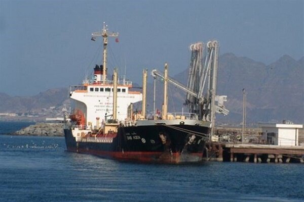 ائتلاف متجاوز سعودی یک کشتی حامل سوخت دیگر یمنی‌ها را توقیف کرد