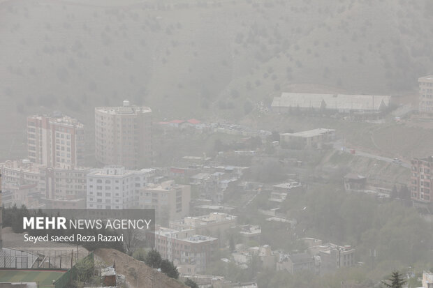 Tehran air pollution from sand storm