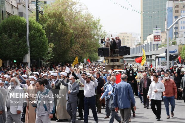 تشییع پیکر پاک شهید حجت الاسلام دارایی در مشهد