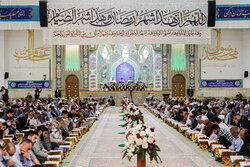 بزرگترین اجتماع جمع‌خوانی قرآن جهان اسلام در قم/ یک ماه در محضر قرآن