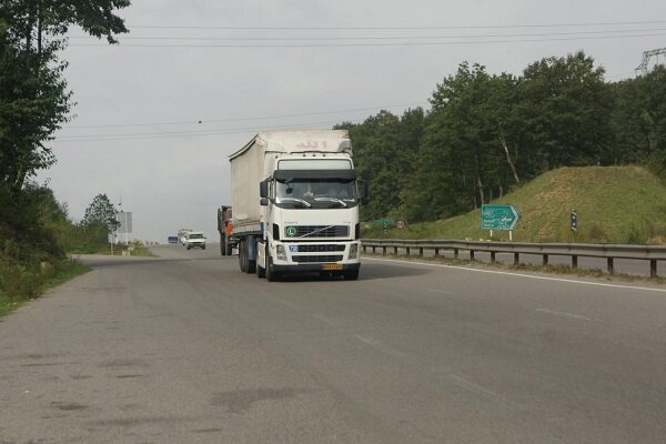 رسیدگی به۲۰۷پرونده تخلفاتی رانندگان حمل و نقل آذربایجان غربی 