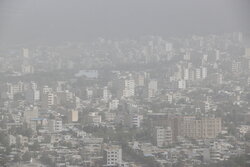 گرد و غبار با استمرار خشکسالی ها در استان مرکزی تشدید می شود