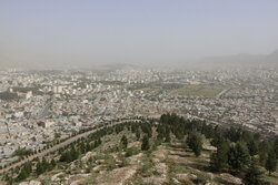 جوی پایدار در اصفهان حاکم می‌شود / تداوم غبارآلودی هوا در مرکز