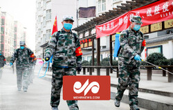 حضور نیروهای ارتش چین در خیابان‌های شانگهای برای اعمال قرنطینه