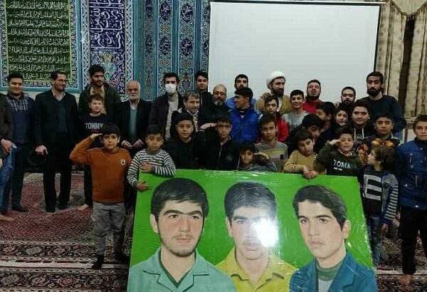 استقبال نوجوانان محله «راه آهن» از سه شنبه‌های سینمایی مسجد حسینی