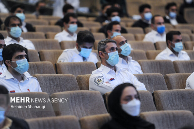 مراسم تقدیر و تکریم خادمان سلامت نوروزی صبح امروز با حضور بهرام عین اللهی وزیر بهداشت کشور برگزار شد