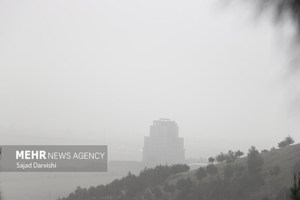 گرد و غبار در خرم آباد