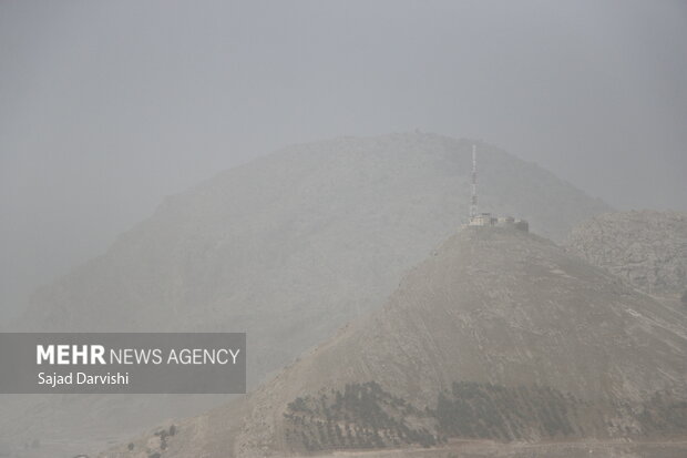 تداوم آلودگی هوای البرز به علت خیزش گرد و غبار