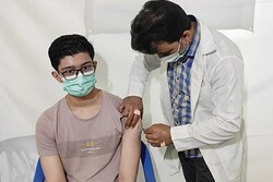 تاسوعا و عاشورای حسینی ۱۰۰۸ دز واکسن کرونا در شهرستان دناتزریق شد