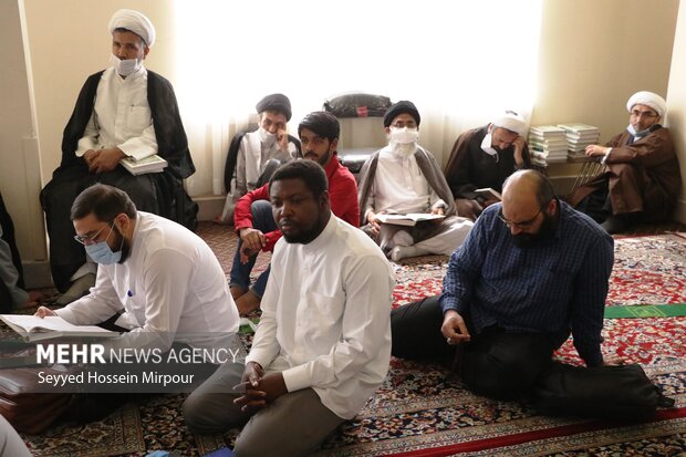 بزرگداشت شهدای رمضان حرم مطهر رضوی در مشهد