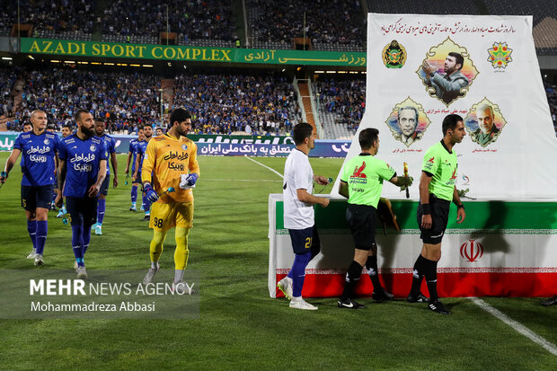 Tehran’s Esteghlal FC vs Nassaji of Mazandaran in Hazfi Cup
