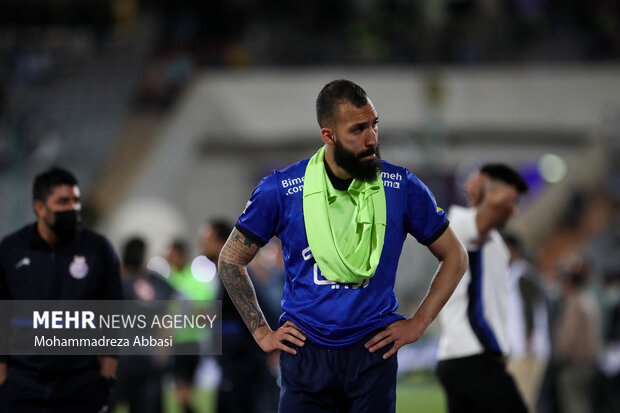 Tehran’s Esteghlal FC vs Nassaji of Mazandaran in Hazfi Cup
