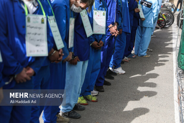  از کشف۱۲ کیلو تریاک در اتوبوس مسافربری تا دستگیری شرور نظام آباد