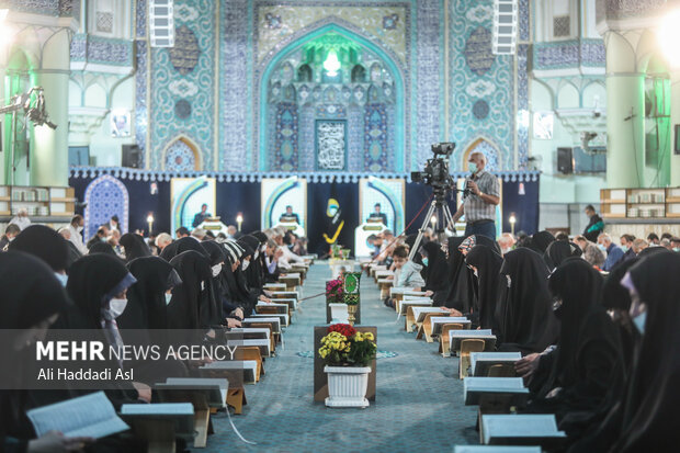 مراسم جز خوانی و ترتیل خوانی قرآن کریم ویژه ماه مبارک رمضان در صحن حرم عبدالعظیم حسنی (ع) باحضور زائران هر روزه تا پایان ماه مبارک برگزار می‌شود