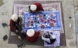 رسوم رمضان در گلستان/ از جگر خوردن در شب‌های رمضان تا کمک به فقرا