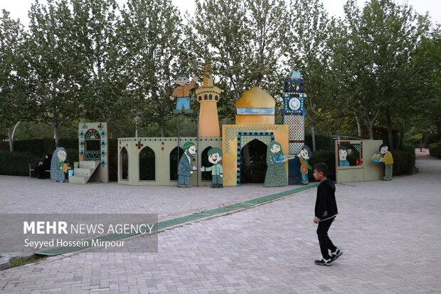 نمایشگاه قرآن و عترت در مشهد