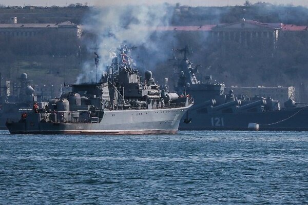 روس کا بحری جنگی جہاز بحیرہ اسود میں ڈوب گیا