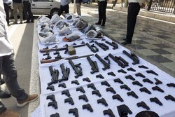 بازداشت ۲ عضو تیم قاچاق سلاح جنگی در کرمانشاه
