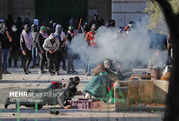 زخمی شدن ۴۵ فلسطینی در درگیری‌های روز جمعه در کرانه باختری 