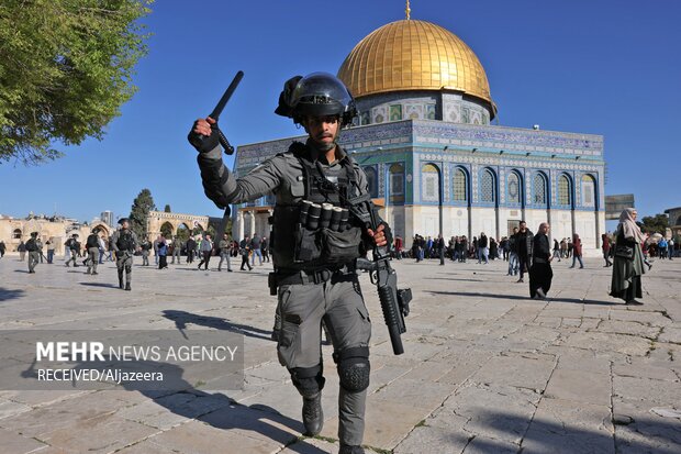 زخمی شدن ده ها فلسطینی در پی حمله به مسجد الاقصی