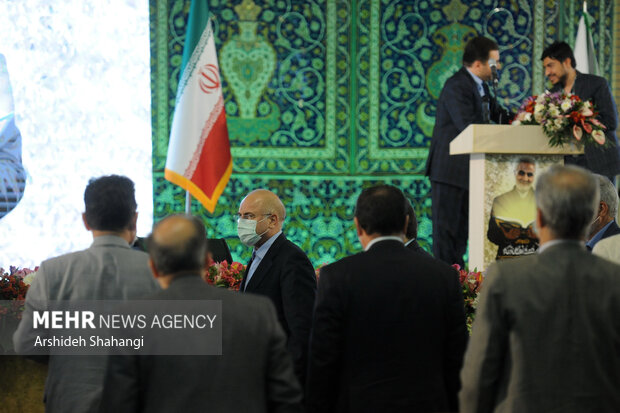 محمد باقر قالیباف رئیس مجلس شورای اسلامی در آیین افتتاح بیست و نهمین نمایشگاه قرآن حضور دارد