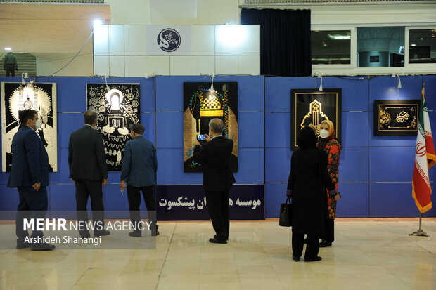 بیست و نهمین نمایشگاه بین المللی قرآن کریم در شبستان مصلی امام خمینی افتتاح شد