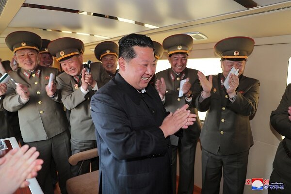 رهبر کره شمالی دستور افزایش توان هسته‌ای را صادر کرد