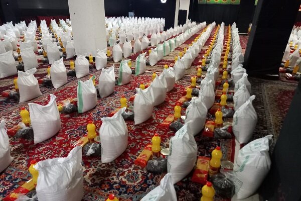 توزیع ۶۰۰ بسته معیشتی به مناسبت میلاد امام حسن(ع) در کرمانشاه