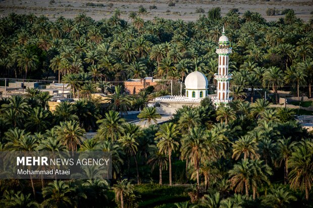 Beautiful Qasr-e Qand city in SE Iran