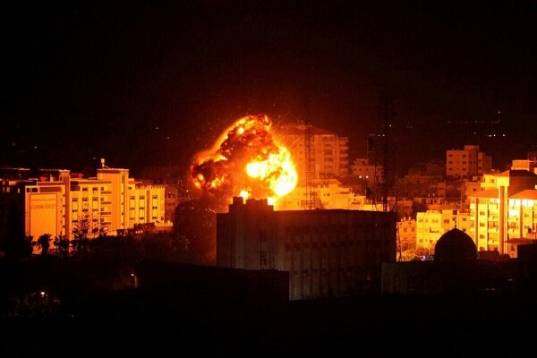 Siyonist Rejim'den Gazze'ye hava saldırısı