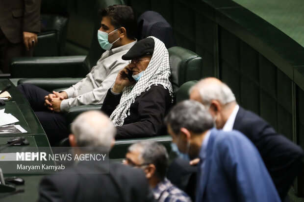 بیژن نوباوه نماینده مجلس در  جلسه علنی مجلس شورای اسلامی حضور دارد