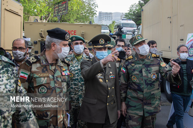 ازاحة الستار عن احدث انجازات القوة البرية للجيش الايراني