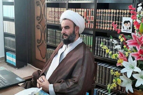 اهداف و آرمان اصیل انقلاب اسلامی به نوجوانان و جوانان تبیین شود