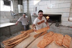 افزایش سرانه مصرف نان در اردبیل/بیش از ۱۶ هزار تن آرد توزیع می‌شود