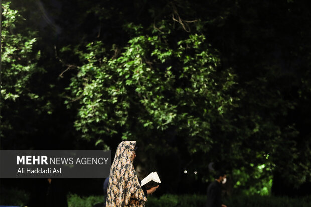 مراسم احیای شب نوزدهم ماه مبارک رمضان ۱۴۰۱ شامگاه چهارشنبه ۳۱ فروردین ماه در مسجد دانشگاه تهران برگزار شد