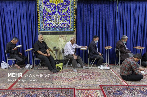 مراسم احیای شب ۱۹ماه مبارک رمضان در یزد