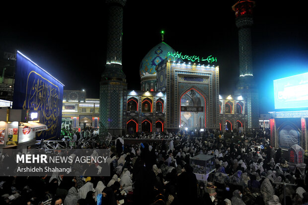 مراسم احیای شب نوزدهم ماه مبارک رمضان ۱۴۰۱ شامگاه چهارشنبه ۳۱ فروردین ماه در امامزاده صالح تهران برگزار شد