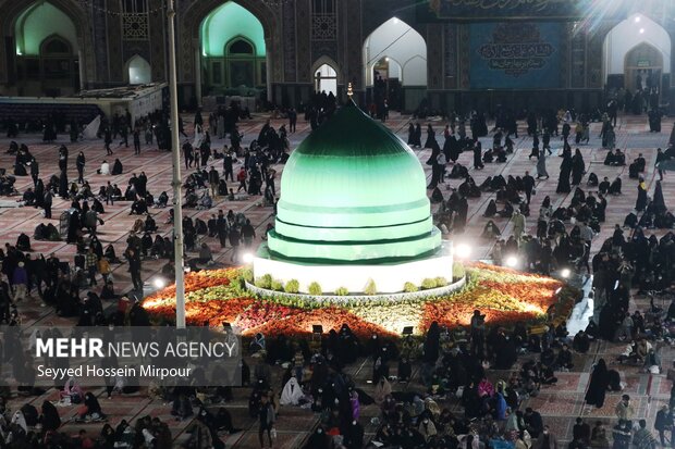 Qadr night in Mashhad