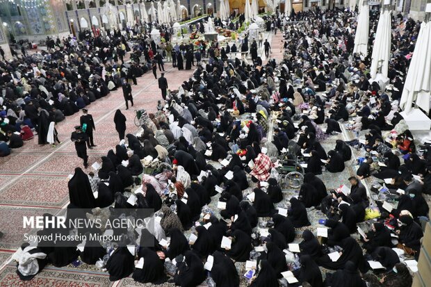 Qadr night in Mashhad