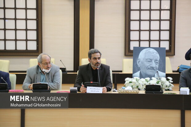 نشست خبری استانداری بوشهر 
استاندار بوشهر احمد محمدی زاده