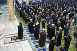 Hoj. Khatami leads Friday prayers in Tehran University campus